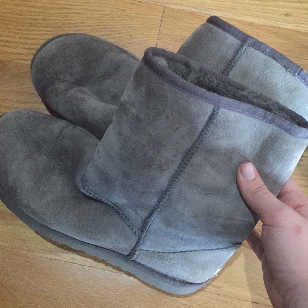 Classic Short Gray Uggs